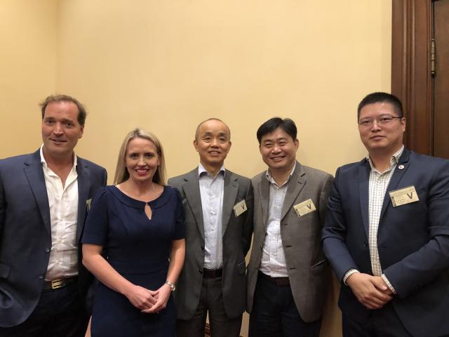 集團董事長一行赴澳政府工作會談及夢島工程現場視察